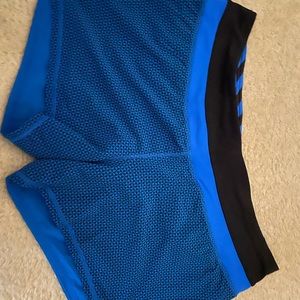 Size 10 lululemon shorts